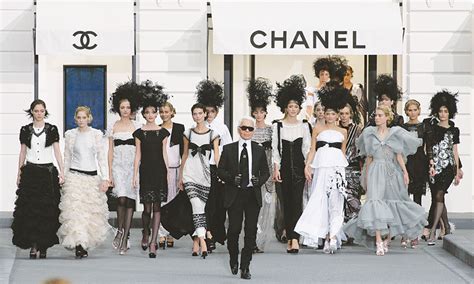 modehuis chanel|chanel fashion designer.